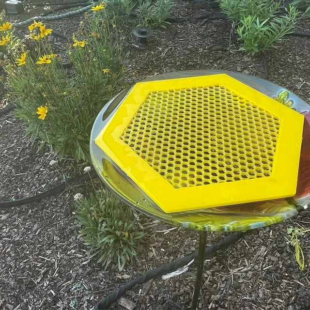 🐝 Floating Bee Island-Bee Waterer