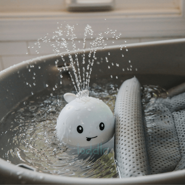 Electric Induction Whale Bath Spray Toy